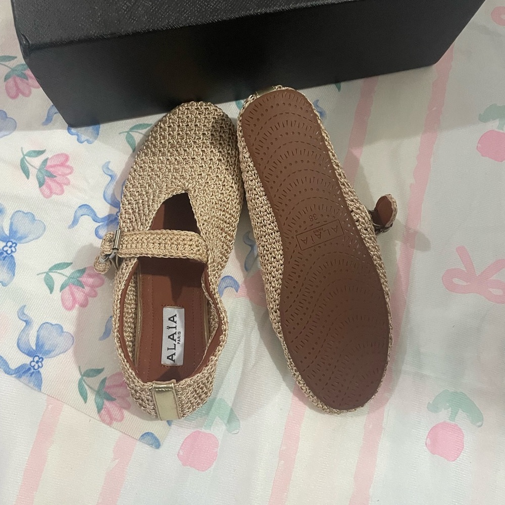 ALAIA Natural Woven Mary Jane Flats with Buckle - Picture 9 of 9